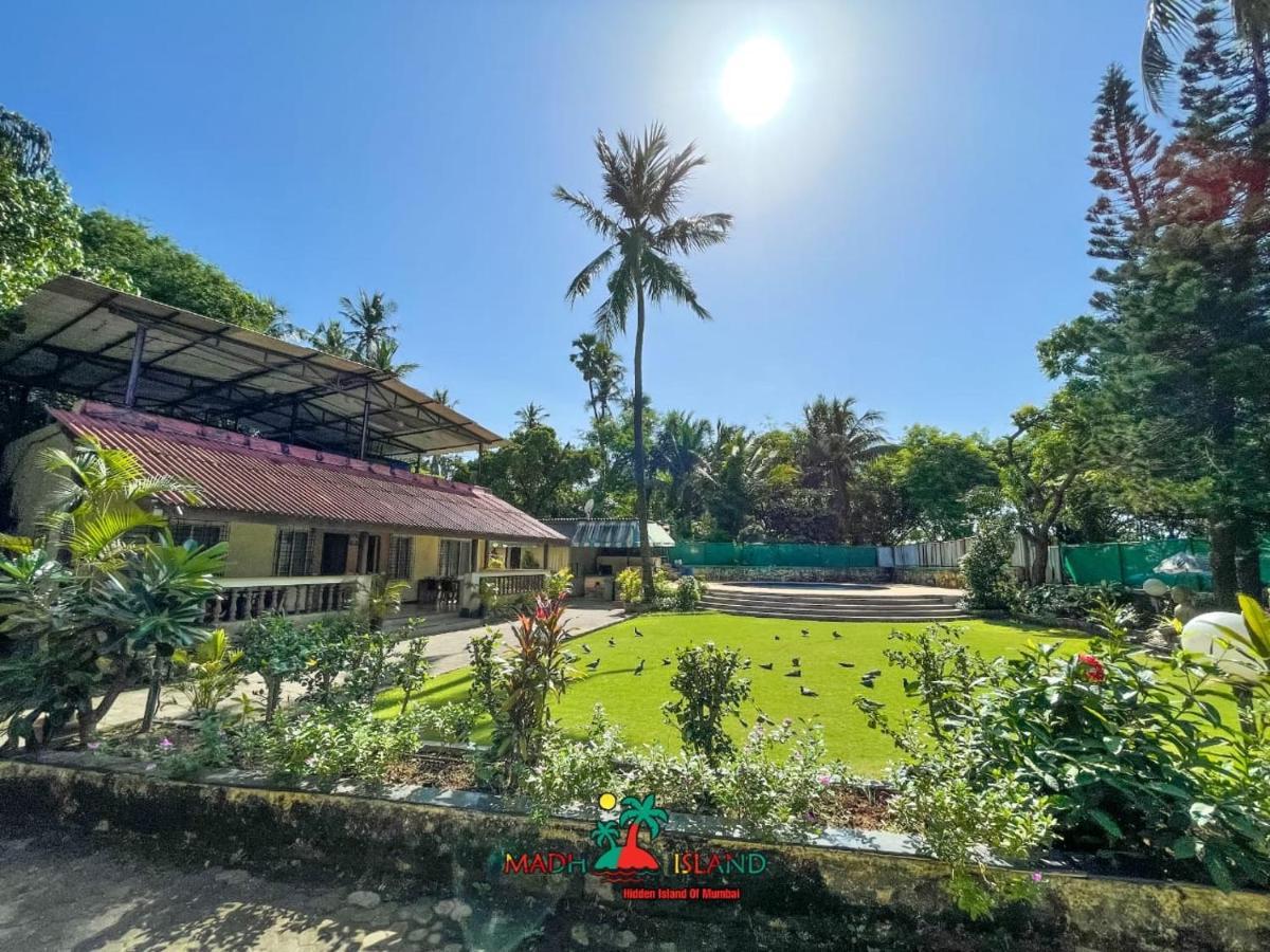 Villa By The Sea Bombaim Exterior foto