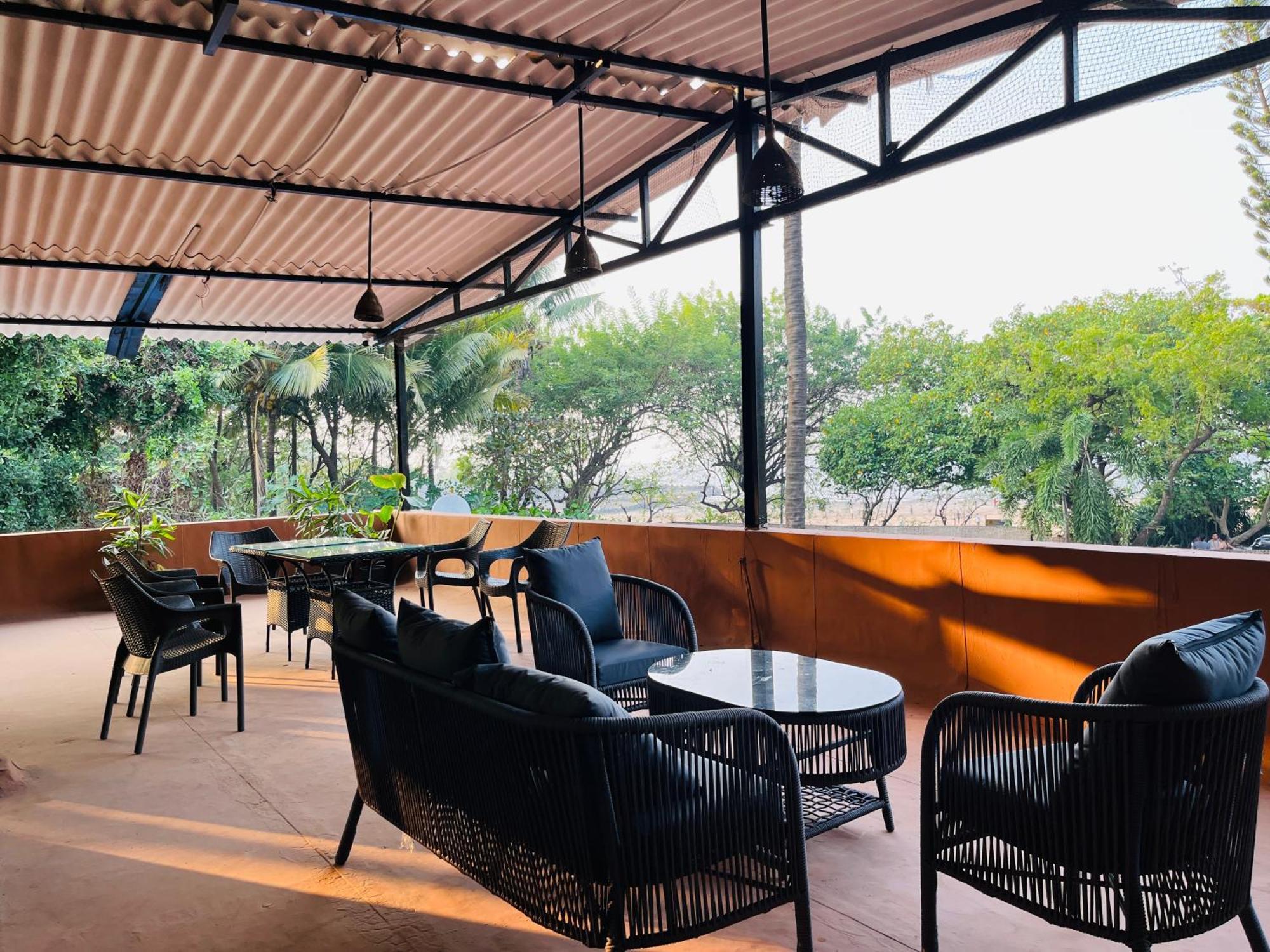 Villa By The Sea Bombaim Exterior foto