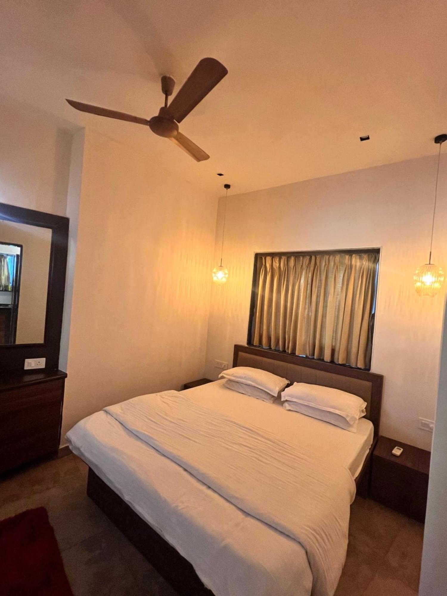 Villa By The Sea Bombaim Exterior foto